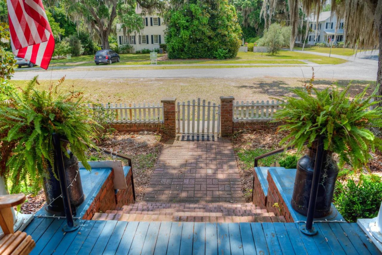 Open Gates Bed & Breakfast Darien Exterior foto